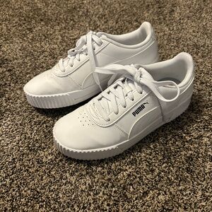Puma sport shoes